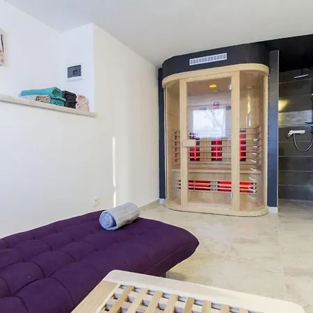 Вилла Ferlini Comfortable Holiday