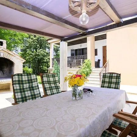 Вилла Ferlini Comfortable Holiday